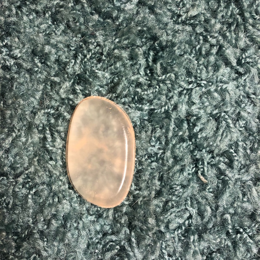 Silicone makeup applier
